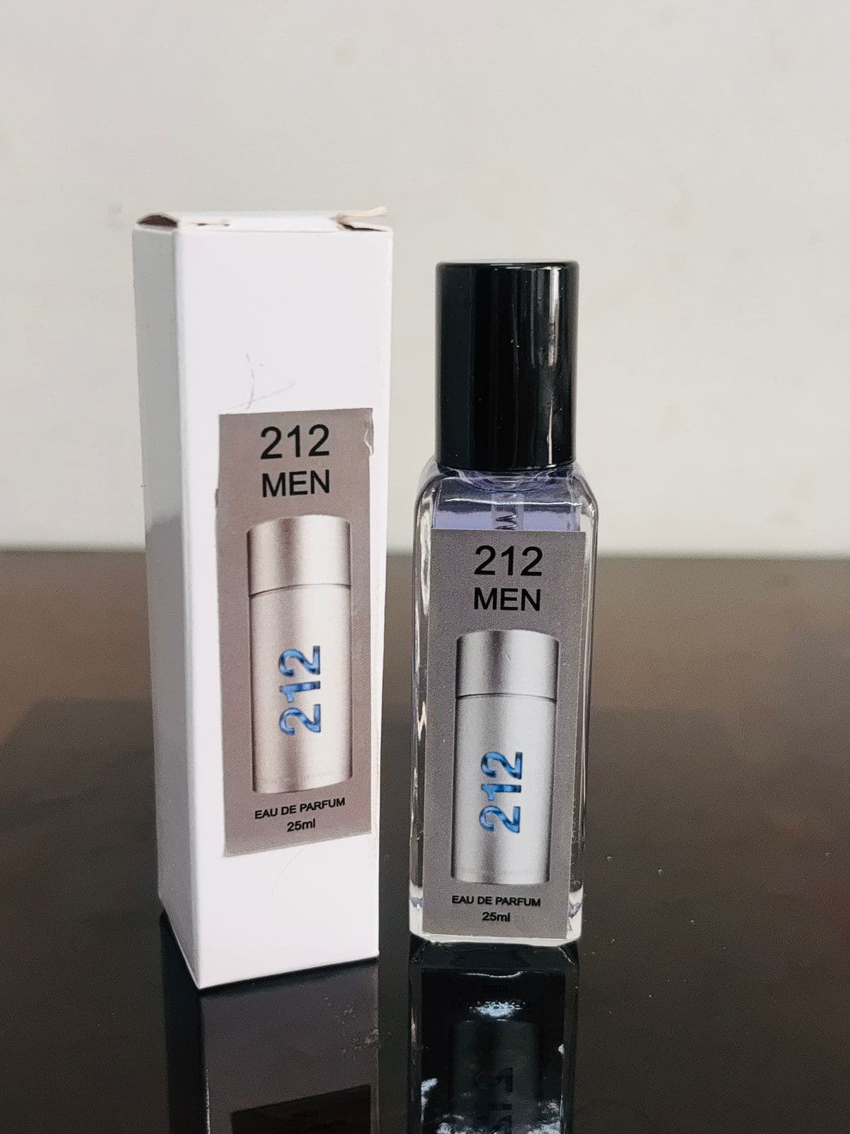 Carolina Herrera 212 Men