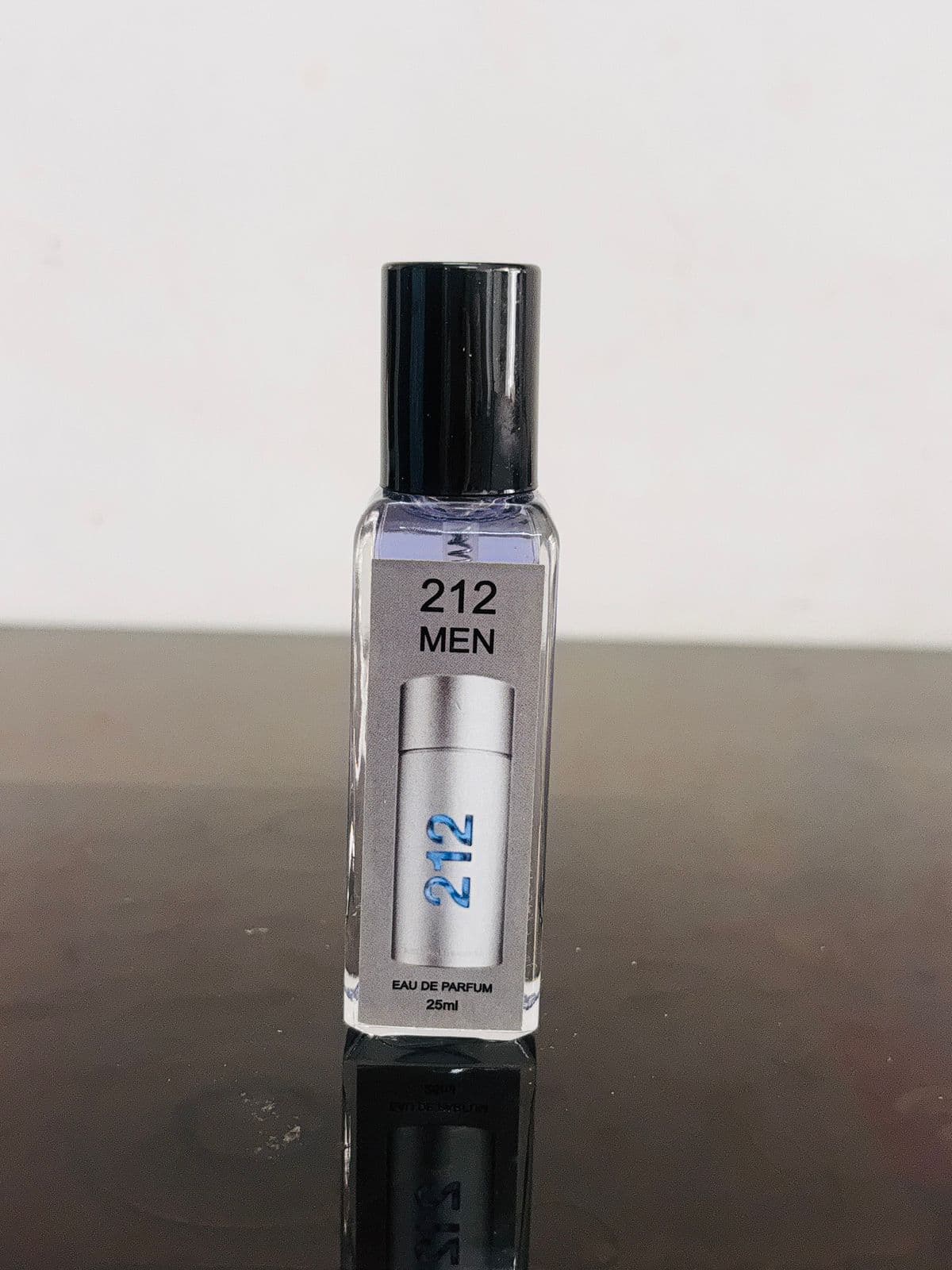 Carolina Herrera 212 Men